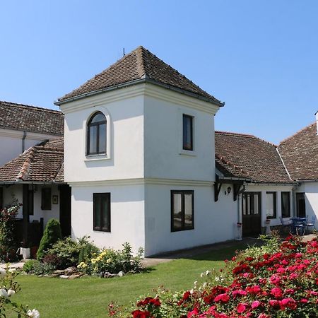 Guest House Vila Albedo Varna Bagian luar foto