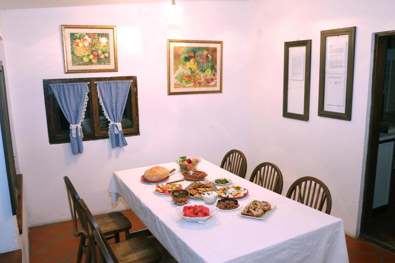 Guest House Vila Albedo Varna Bagian luar foto